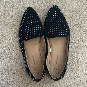 Black and silver stud flats